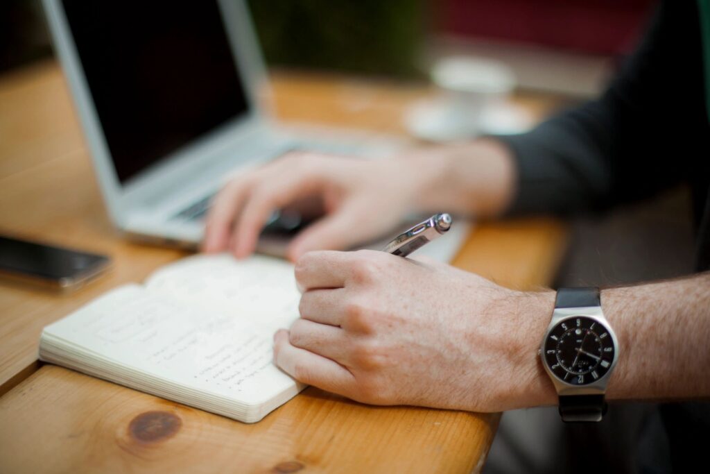 Branding marketing y ventas para abogados. Van de la mano pero no son lo mismo.